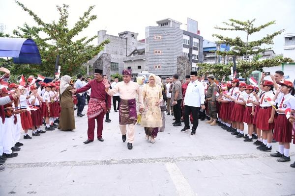 Penobatan Sultan Asahan XIII, Edy Rahmayadi Kenang Diberi Gelar Datuk oleh Sultan Asahan XII